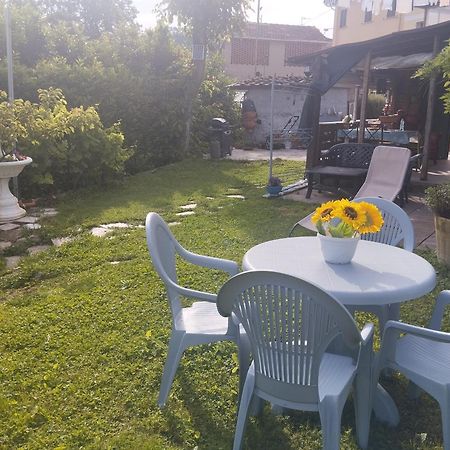 La Casa Di Zahra Apartamento Riccò del Golfo di Spezia Exterior foto